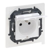 Gniazdo 2P+Z IP44, zaciski automatyczne, z przesłoną, biały, NILOE STEP  | 863136B Legrand