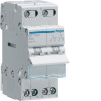 Modułowy przełącznik instalacyjny I-0-II punkt wspólny od góry 2P 40A 230VAC | SFT240 Hager