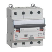 Wyłącznik różnicowo-nadprądowy P314 4P C 32A 30mA typ AC serii DX3 | 411189 Legrand