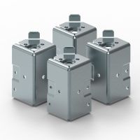 Zestaw 4 narożników cokołów do rozdzielnic XL3S 630/4000 | 338200 Legrand
