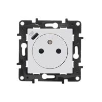 Gniazdo płaskie + ładowarka USB-C białe, Niloe Step | 863138 Legrand