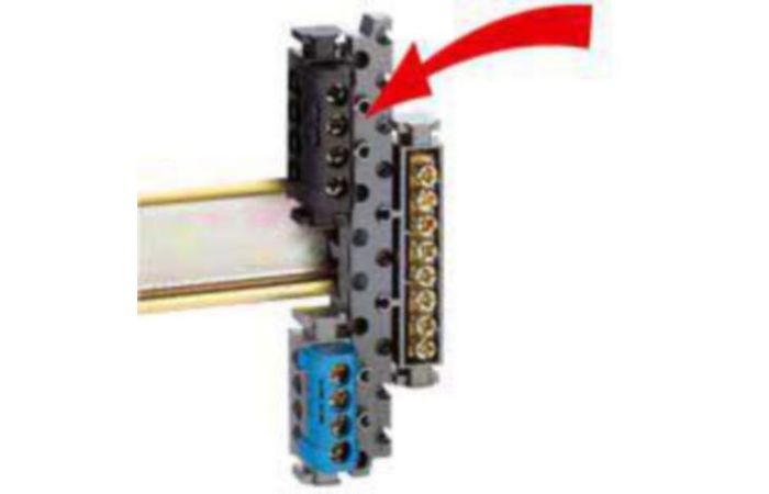Podstawa montażu listew przyłączeniowych | 004811 Legrand