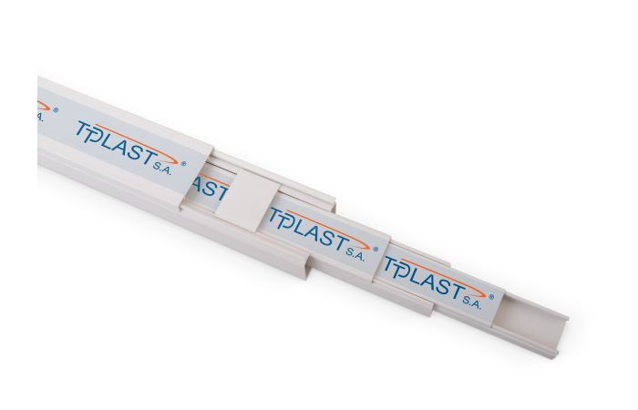 Kanał, listwa elektroinstalacyjna PVC KK 17x15 samogasnący, biały (2m/40szt) | 10258 TT Plast