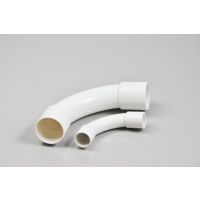 Kolanko sztywne dwukielichowe bezhalogenowe wtryskowe ZKHF 28 (PC/ABS) 750N  białe (10szt) | 03.182 Elektroplast Stróża