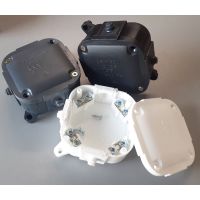 Puszka odgałęźna hermetyczna IP44 n/t 85x85 z zaciskami, szara | 013.10A Elektroplast Stróża