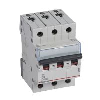 Wyłącznik nadprądowy S303 3P C 4A 6kA serii TX3 | 403540 Legrand