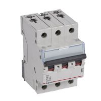Wyłącznik nadprądowy S303 3P D 32A 6kA serii TX3 | 403758 Legrand