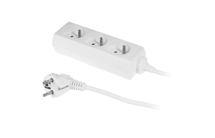 Przedłużacz z trzykrotnym gniazdem ECO 3x2p+Z 10A 1,5m biały PS-370/1,5 | W-97474 Plastrol