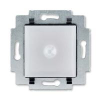 Lampka orientacyjna LED z czujnikiem ruchu PIR białe światło, Zoni | 2CHU705250A4000 ABB